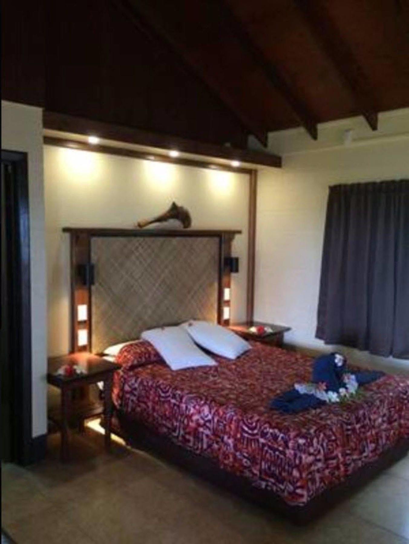 The Savaiian Hotel Salelologa Extérieur photo